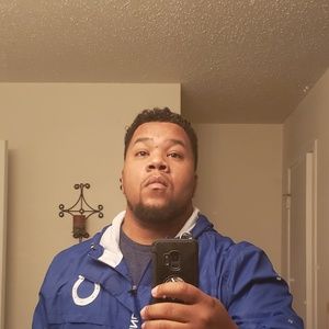 Meet your Posher, Lawrence